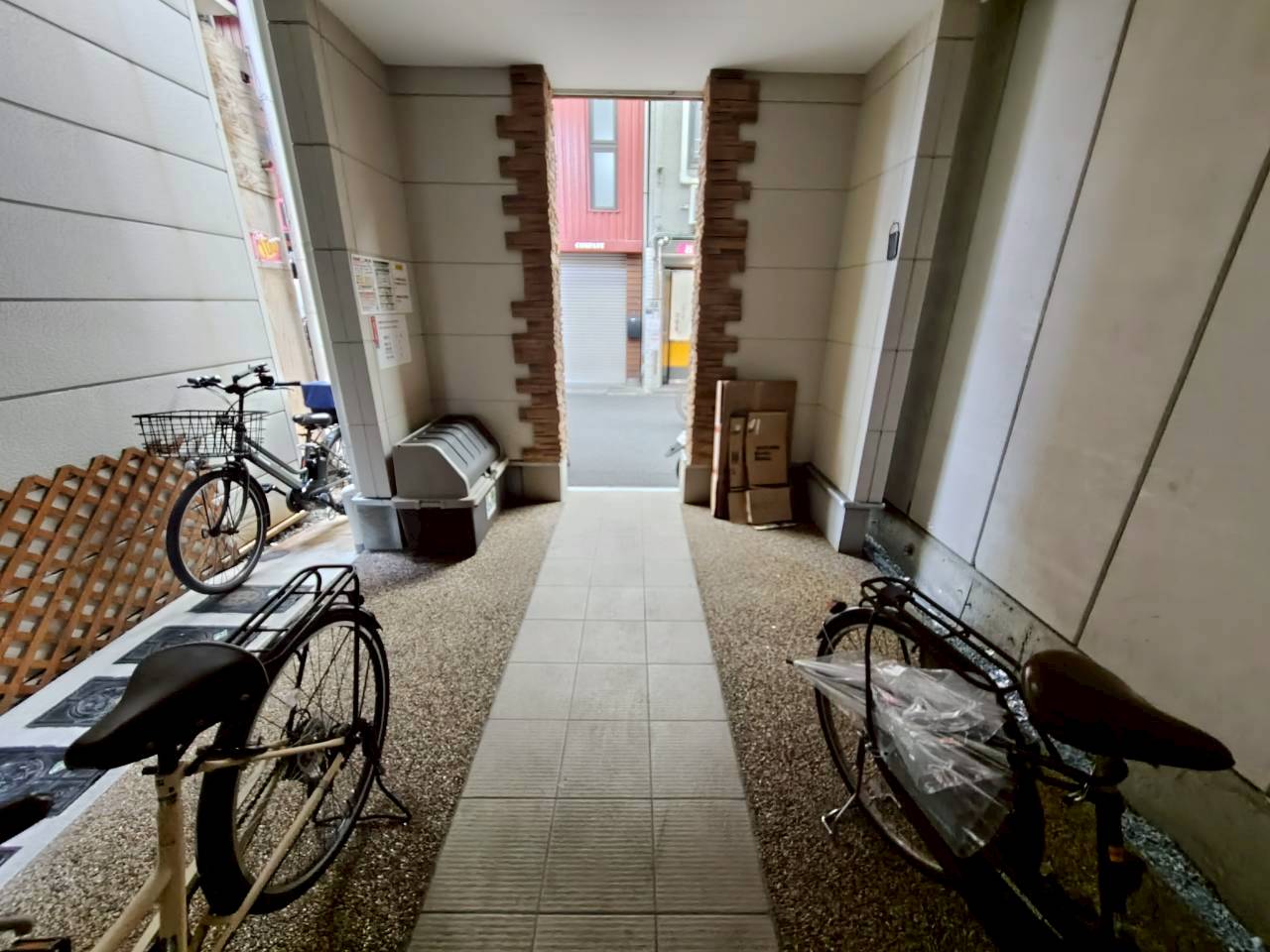 建物エントランス