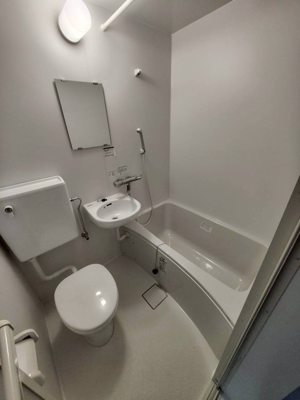 シャワールーム