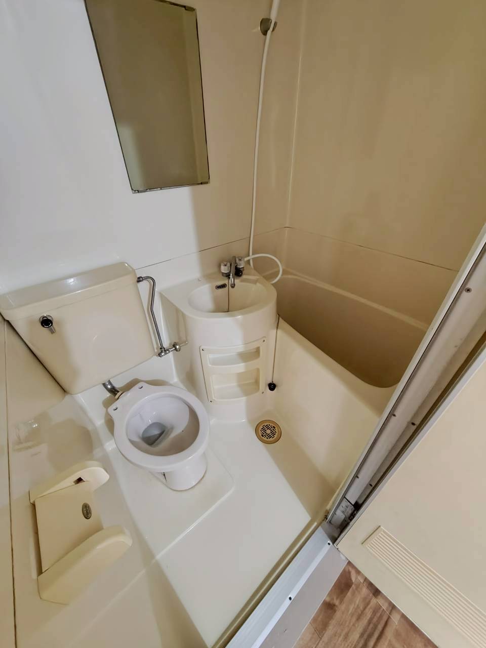 シャワールーム