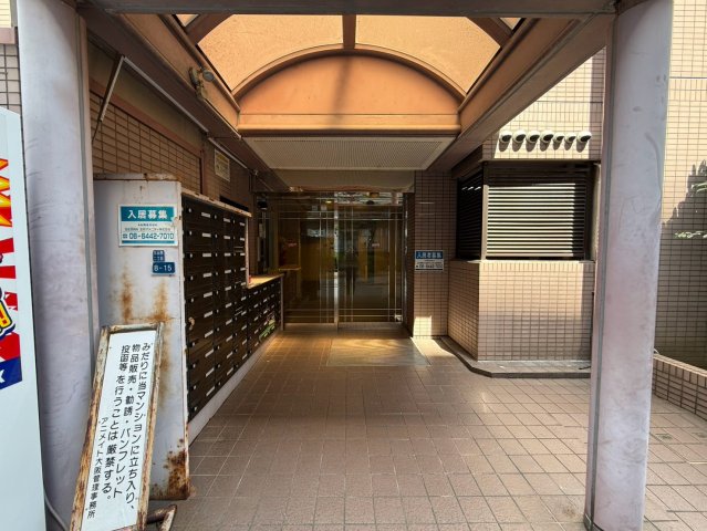 建物エントランス