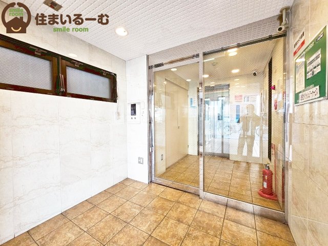 建物エントランス
