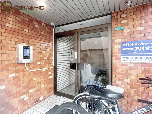 建物エントランス