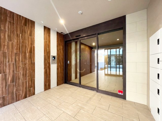 建物エントランス