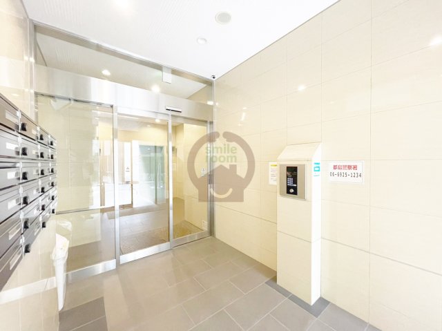 建物エントランス