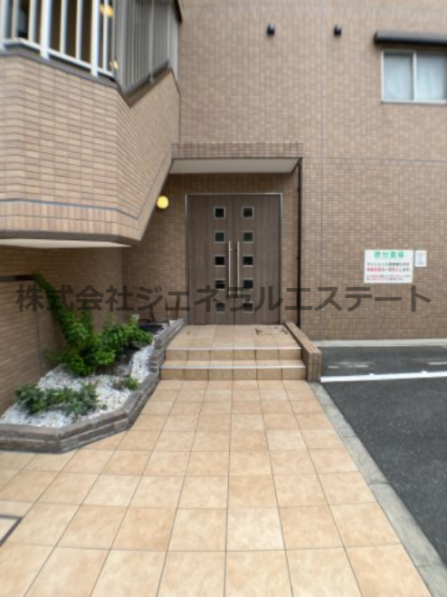 建物エントランス