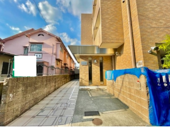 建物エントランス