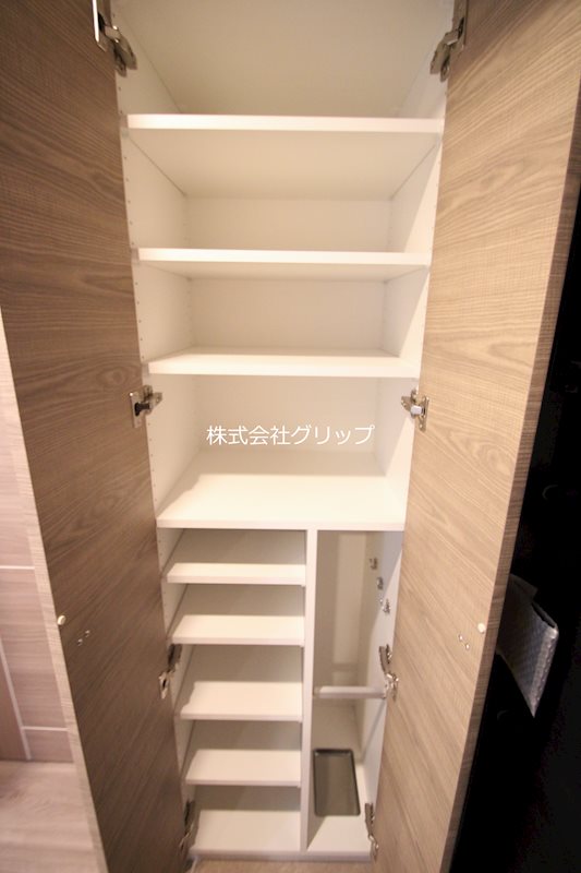 収納
