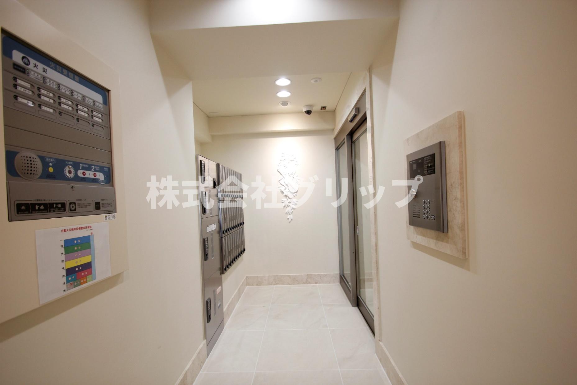 建物エントランス