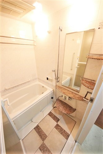 シャワールーム