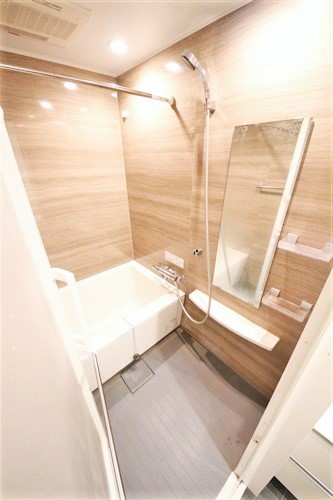 シャワールーム