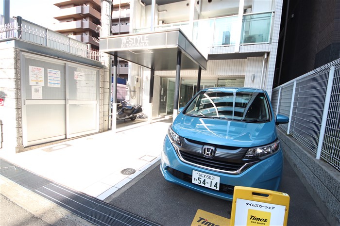 建物エントランス