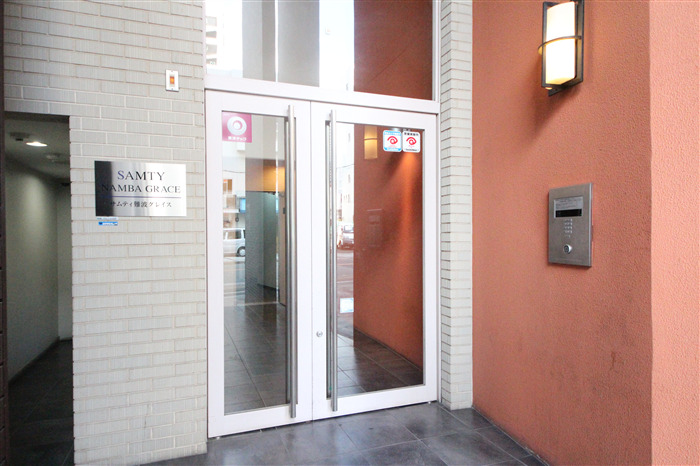 建物エントランス