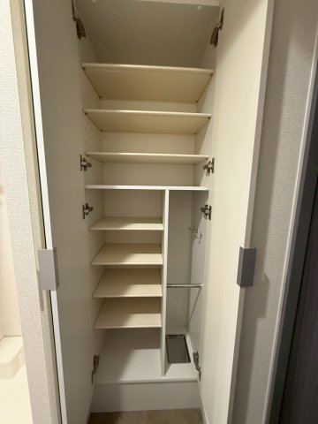 収納