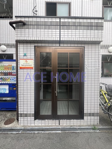 建物エントランス