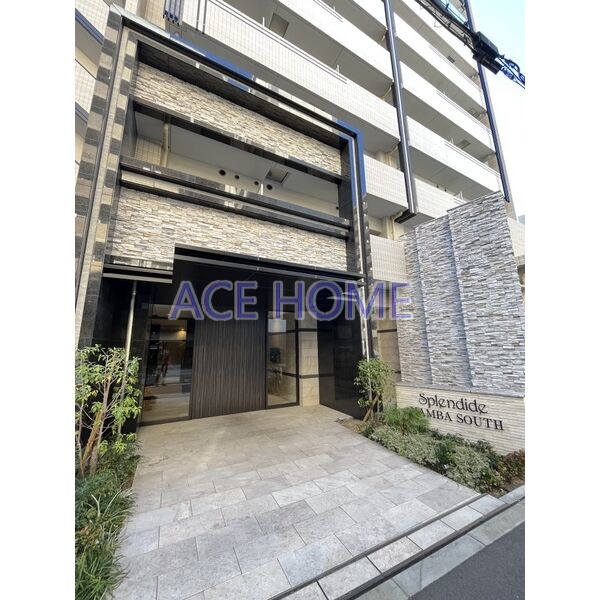 建物エントランス
