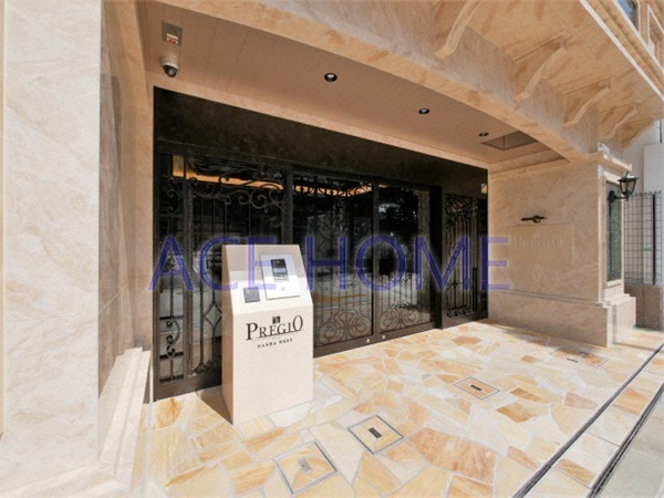 建物エントランス