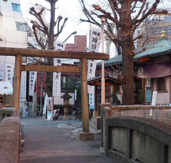 周辺