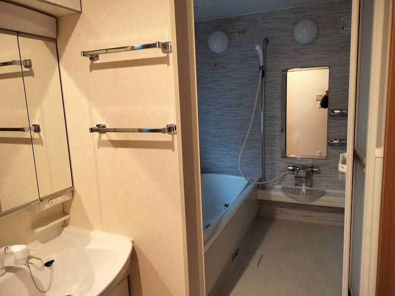 シャワールーム