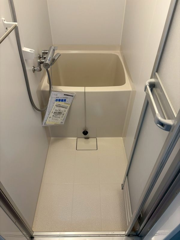 シャワールーム