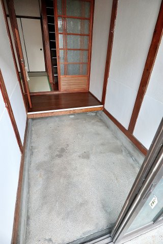 玄関