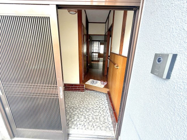 玄関