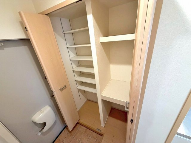 収納