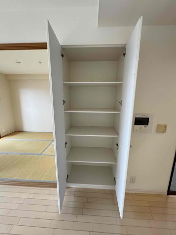 収納
