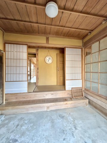 玄関