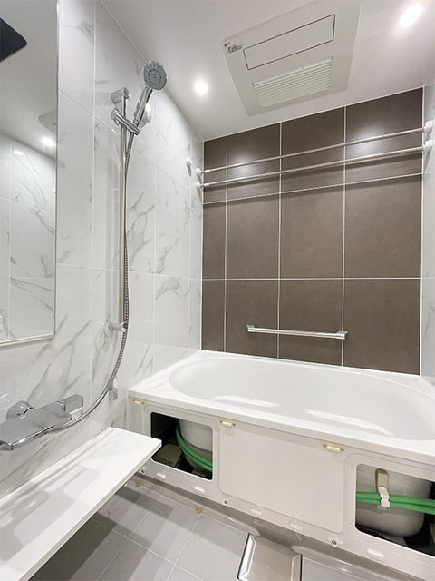 シャワールーム