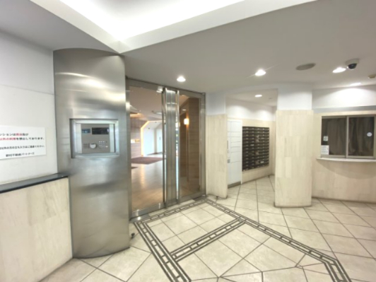 建物エントランス