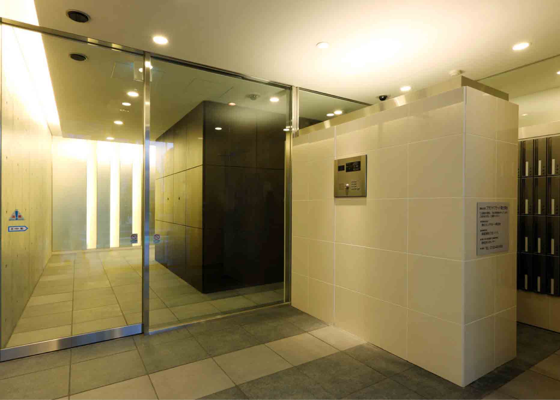 建物エントランス