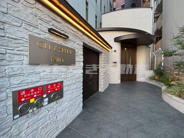 建物エントランス