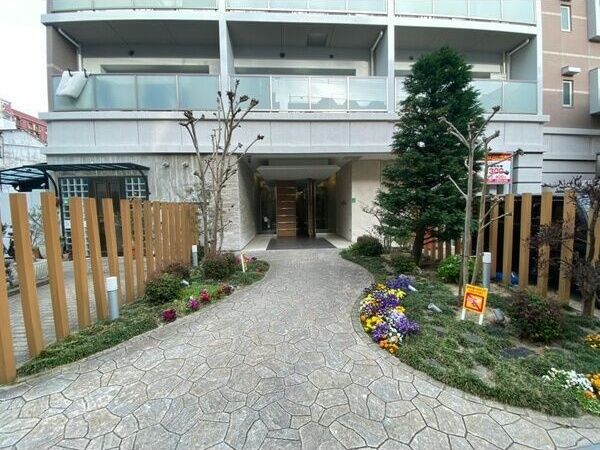 建物エントランス