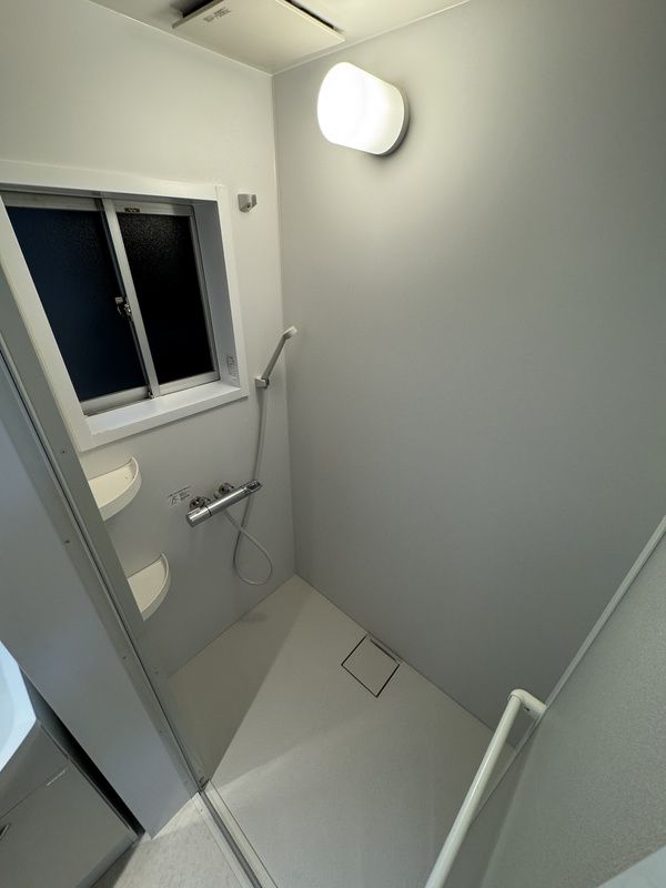 シャワールーム