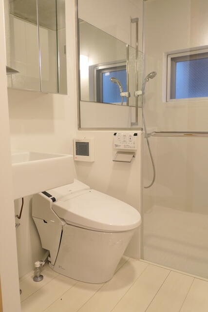 シャワールーム