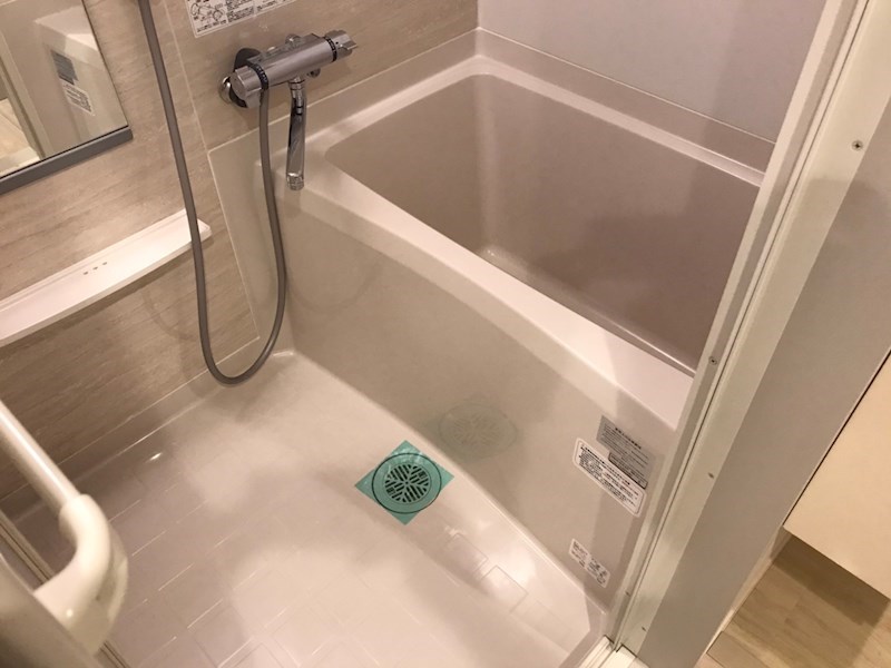 シャワールーム