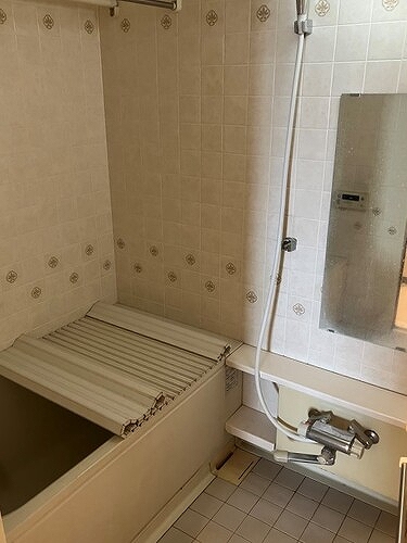 シャワールーム