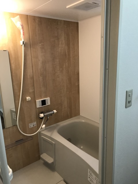 シャワールーム