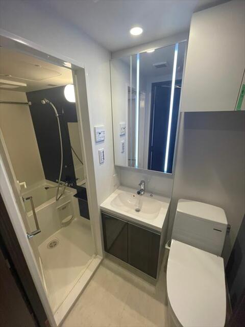 シャワールーム