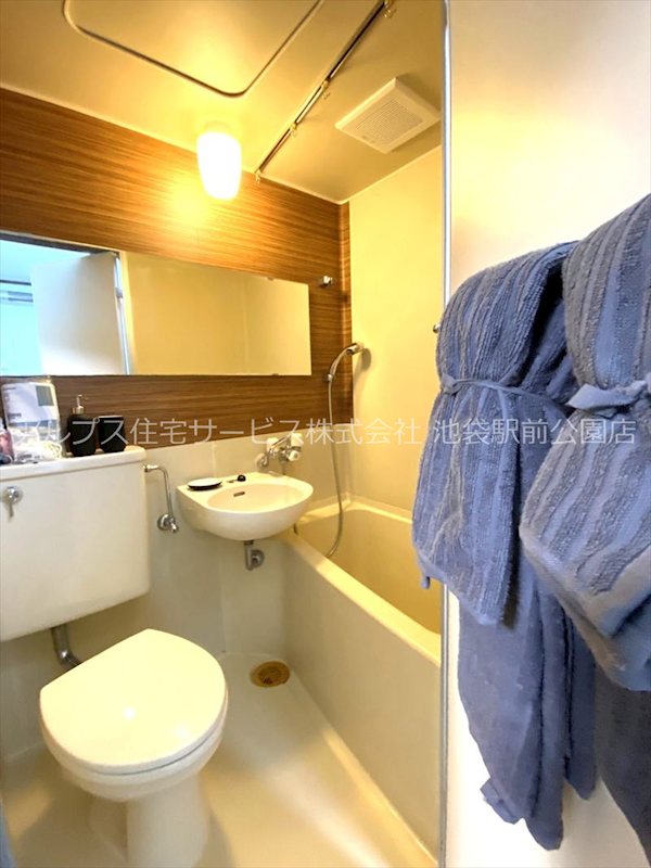 シャワールーム