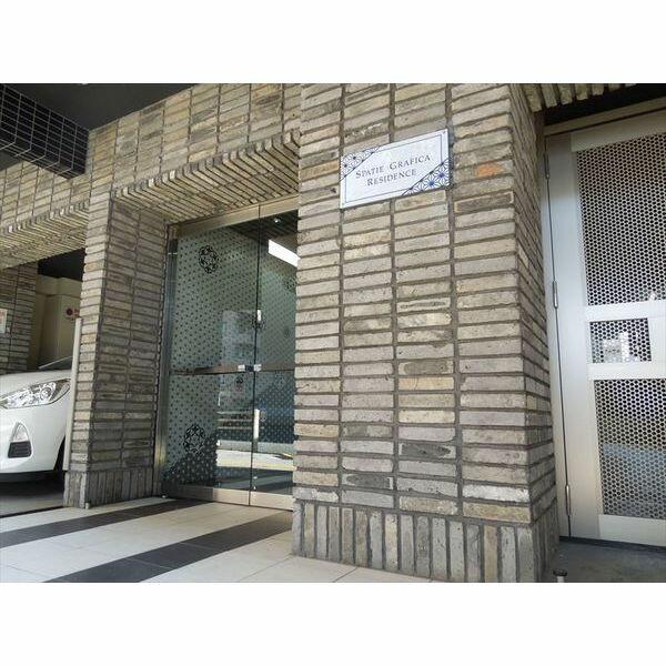 建物エントランス