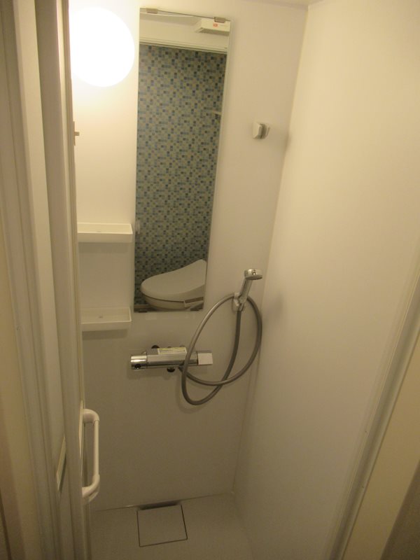 シャワールーム