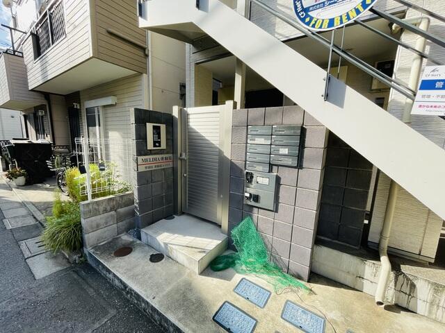 建物エントランス