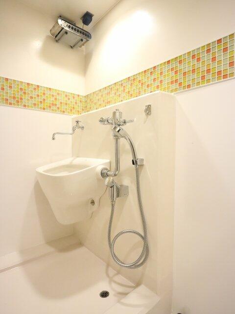 シャワールーム