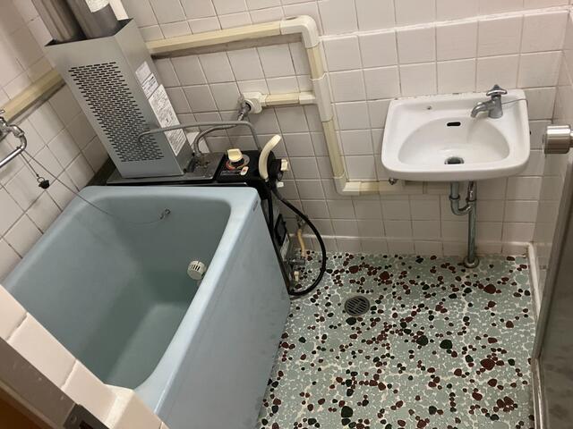 シャワールーム