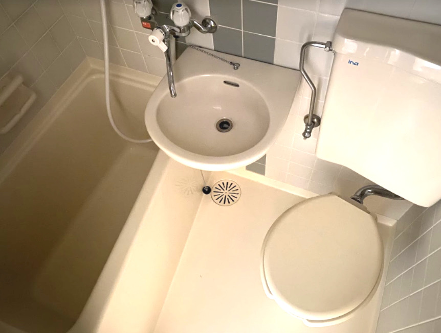 シャワールーム