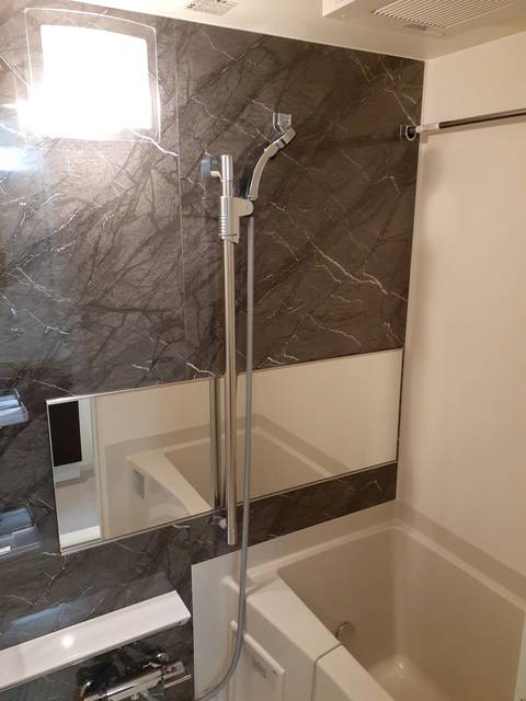 シャワールーム