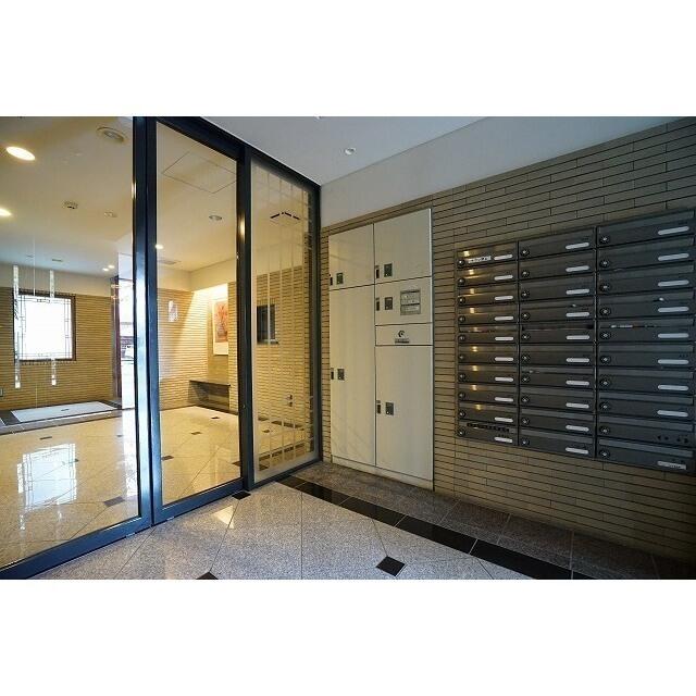 建物エントランス