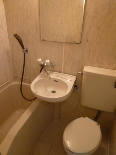 シャワールーム