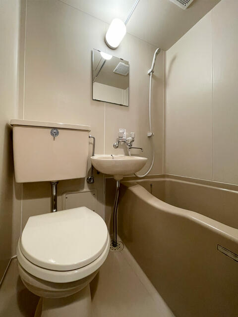 シャワールーム